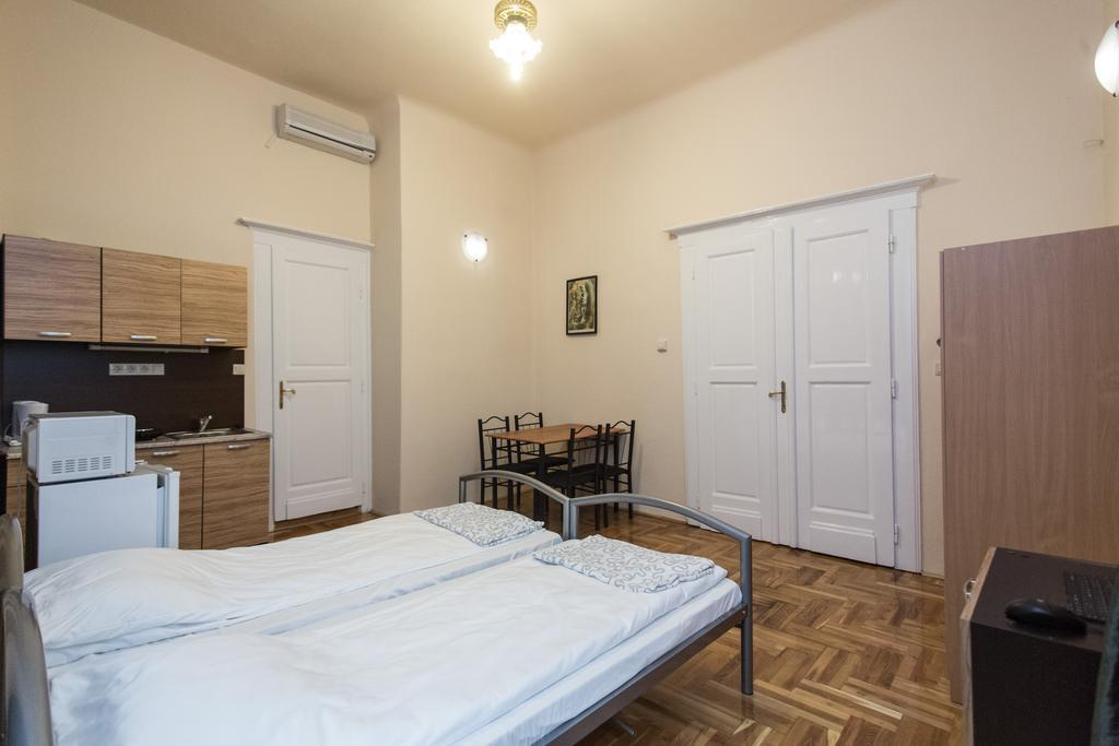 Riverside City Budapest Habitación foto